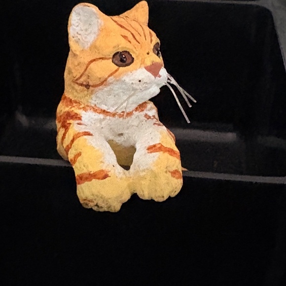 Vintage Land And Sea Collectibles Nature Series Tabby Cat Plant Pot Hanger 3" - Picture 2 of 6